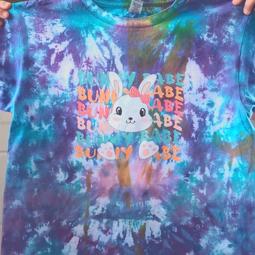 Large Child tie dye Bunny shirt